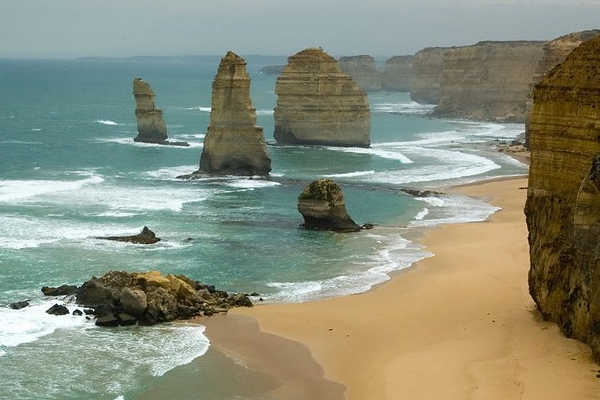 12 Apostles